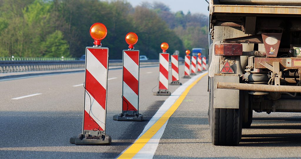 Autobahn_LKW_digitalstock_RSA-Schulung-Online.de